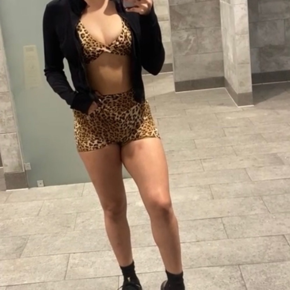 Allure the Brand Tan cheetah set